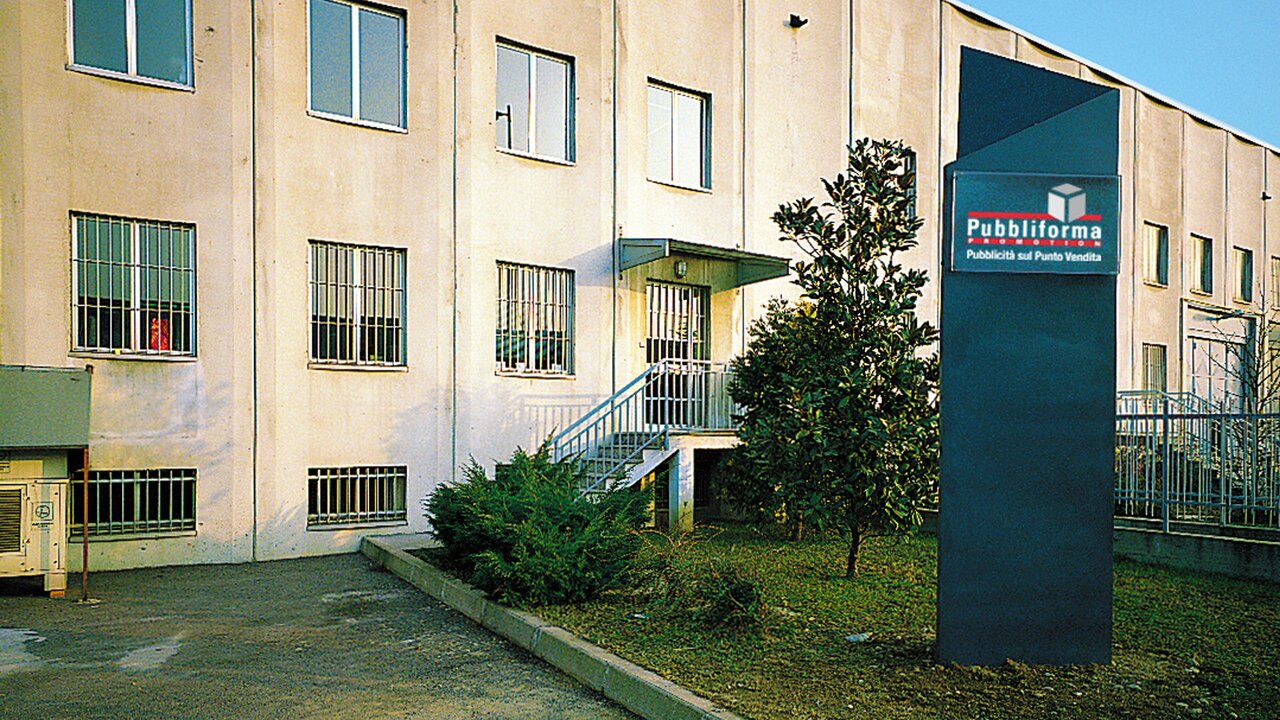 Azienda-1-facciata-entrata-esterno-Pubbliforma-Promotion.jpg