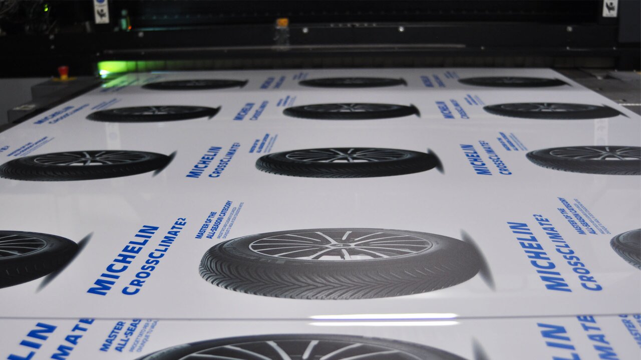 Produzione-Stampa-plotter-Pubbliforma-Promotion.jpg